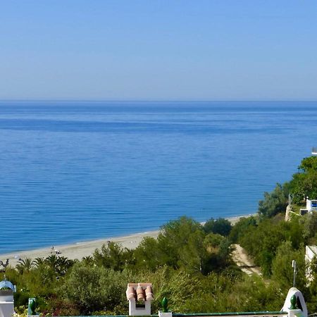 Pueblo Chimenea Villa Nerja Eksteriør billede